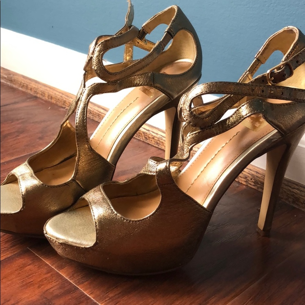 Dolce Vita gold heels